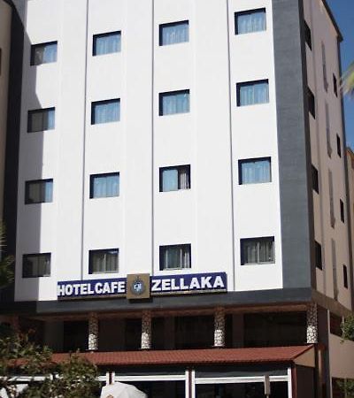 ZELLAKA hôtel&café Juribga Exterior foto