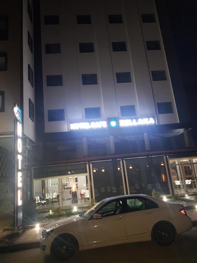 ZELLAKA hôtel&café Juribga Exterior foto